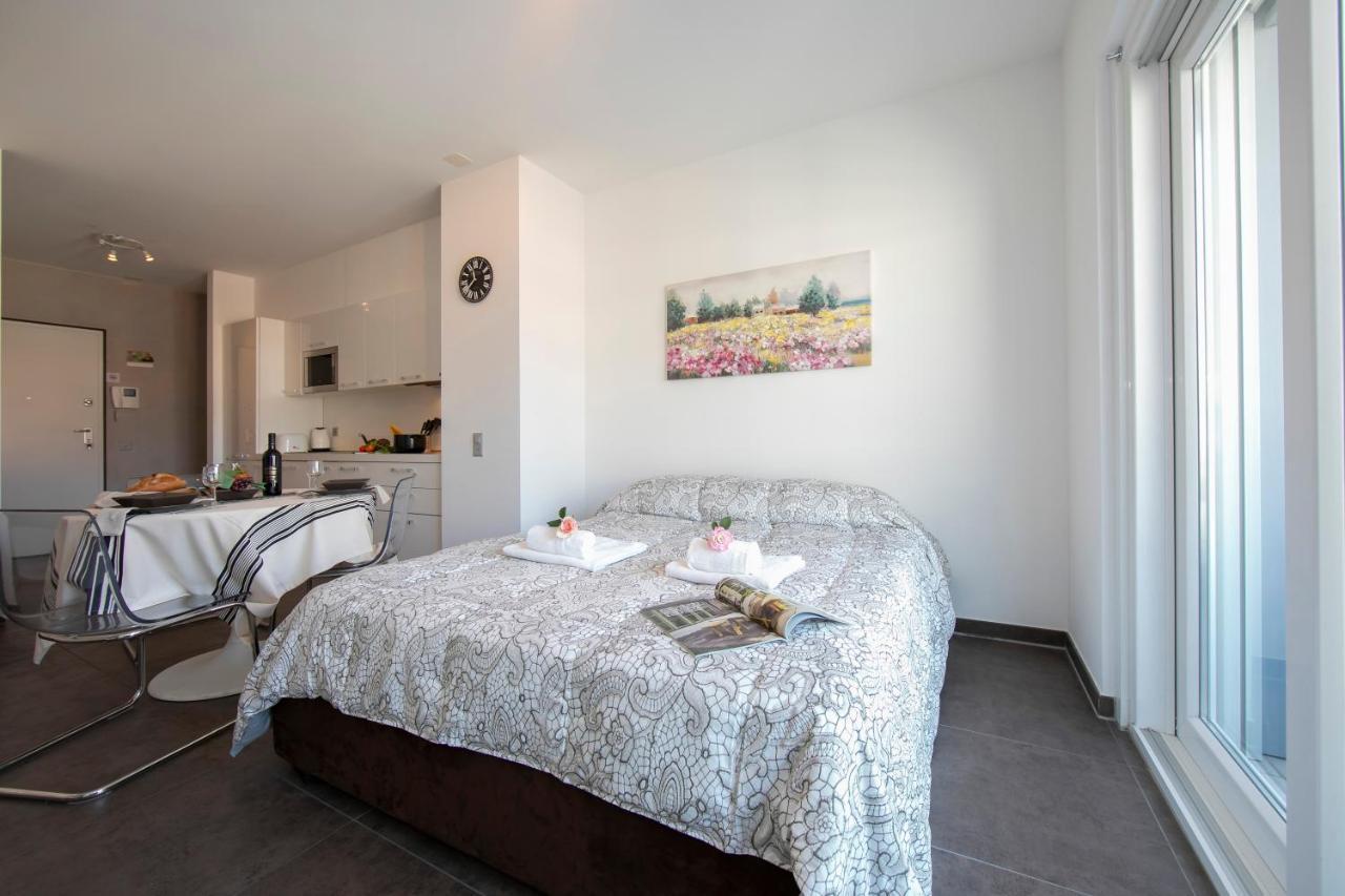 Sunrise House - Happy Apartment